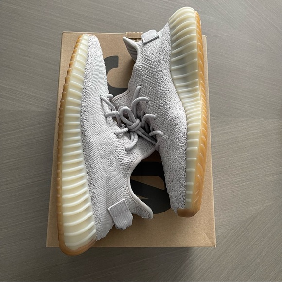 Adidas Yeezy Boost 350V2 Sesame - Picture 2 of 4